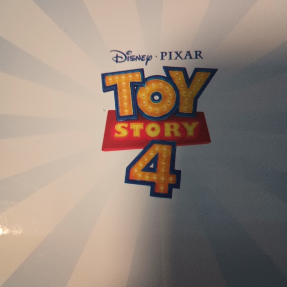 Toy Story 4 12 inch Izzy Hawthorne and Buzlightyear - Picture 4 of 7